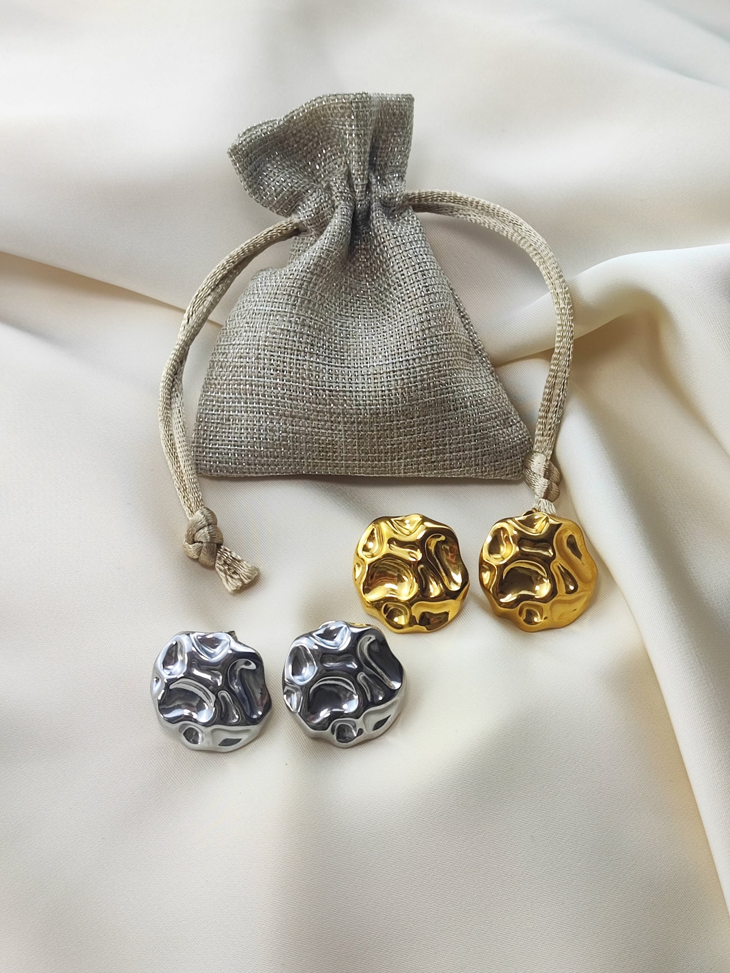 Brincos Efeito Enrugado